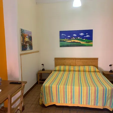 Bed and Breakfast A Due Passi Da Aci SantʼAntonio Exterior foto